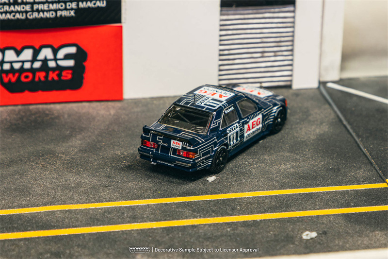 Tarmac Works 1:64 190 E 2.5-16 - Kids Toys John Lewis avis et prix